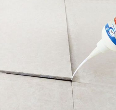 梁园瓷砖空鼓维修公司分享卫生间瓷砖脱落的原因可能有以下几点